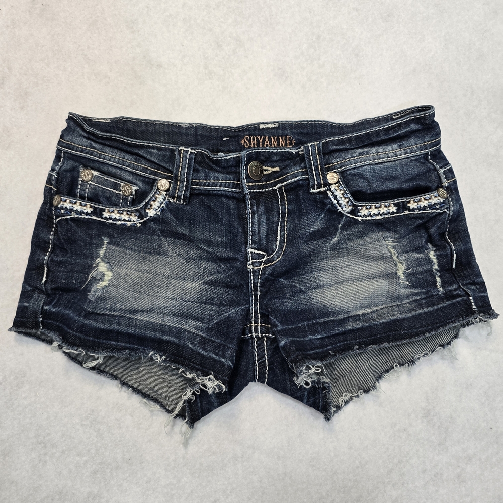 Shyanne Frayed-Hem Denim Shorts Size 25